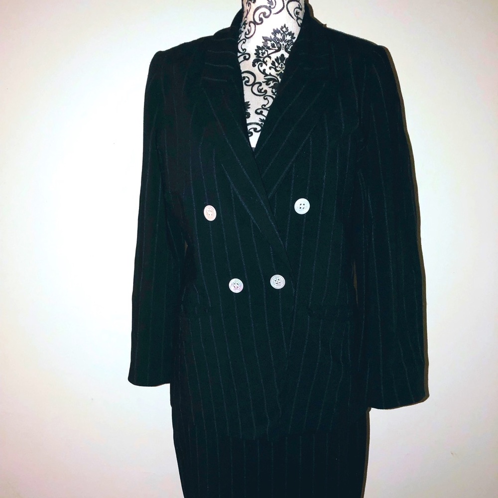 🔥🔥1-DAY SALE🔥🔥BURBERRY🔥🔥PIN-STRIPE SUIT🔥🔥🔥🔥